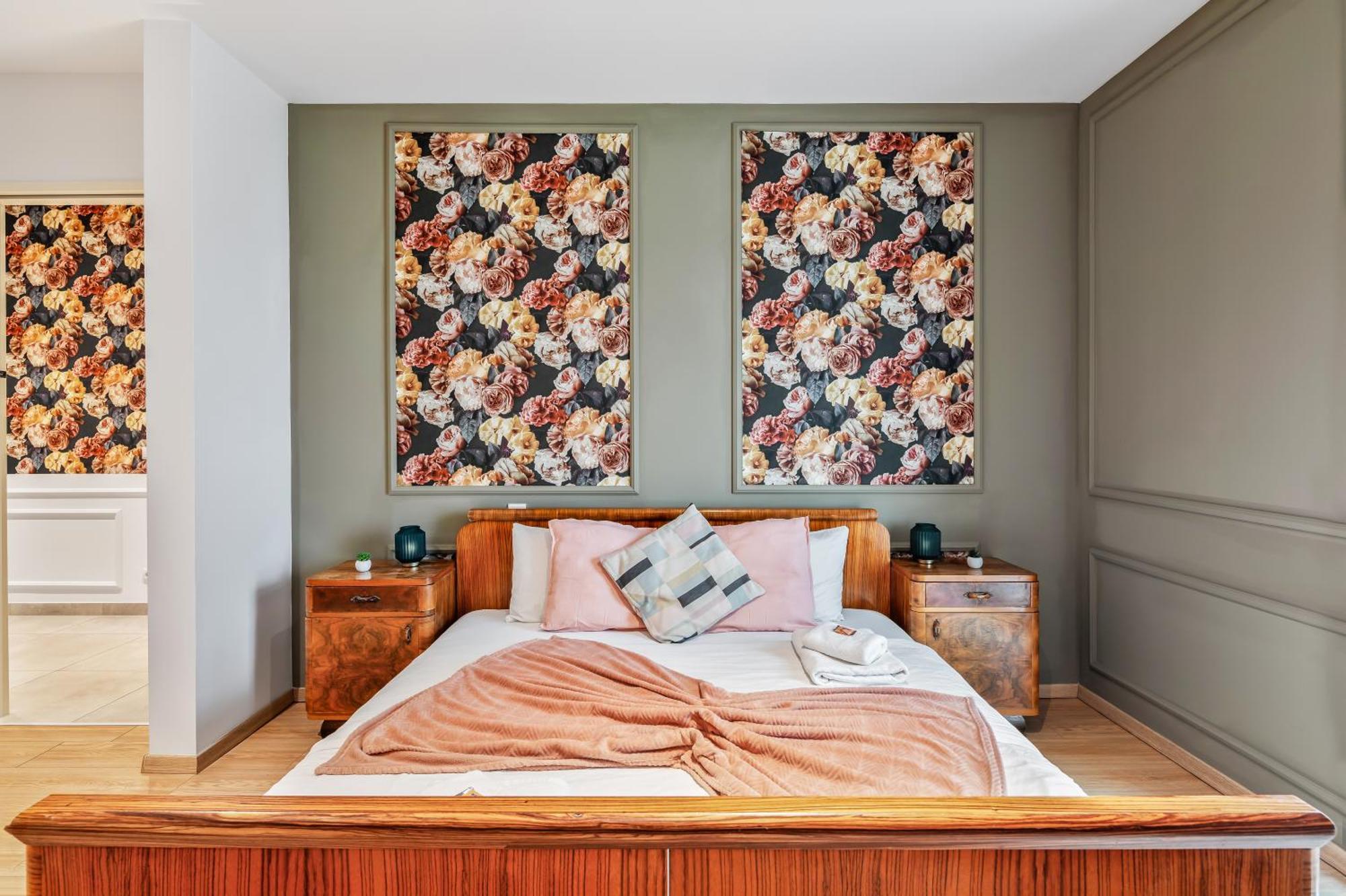 Stylish Flower Power Studio - Close To City Center & Public Transport - Ac & Wifi Vienna Exterior photo